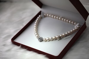 Pearl necklace in a gift box